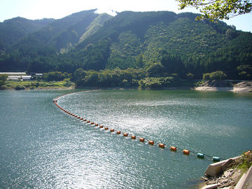 09092002.jpg