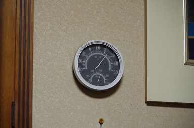 12072102.jpg
